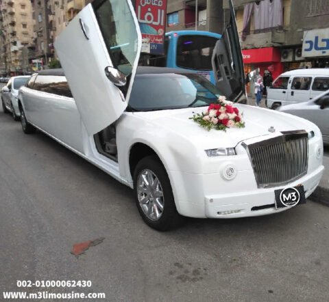 تأجير افخم سيارة كرايسلر c300 بأقوى تعديل رولز رويس ليموزين استرتش 12 متر في مصر - كرايسلر c300 بأقوى تعديل رولز رويس ليموزين استرتش 12 متر للايجار بأرخص الاسعار في القاهرة